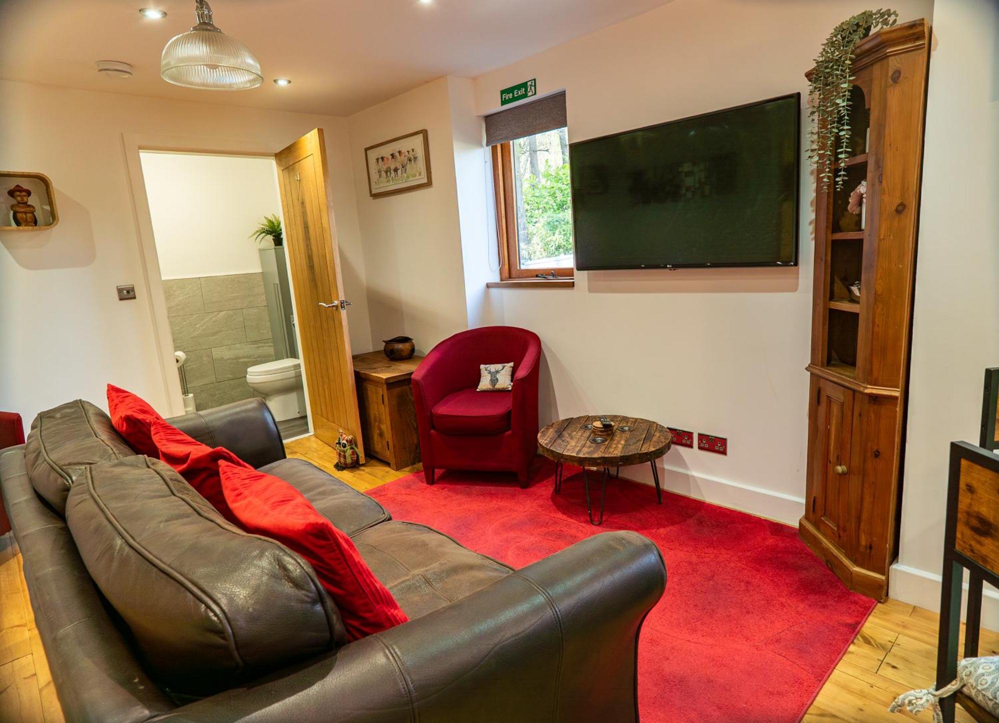 Pine With Private Hot Tub Appartement